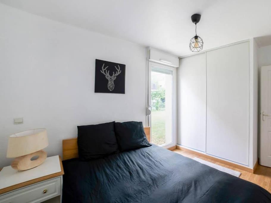 Les Paves De Prague - Appartement Pour 4 A 10 Minutes De Disneyland Paris Montévrain Esterno foto