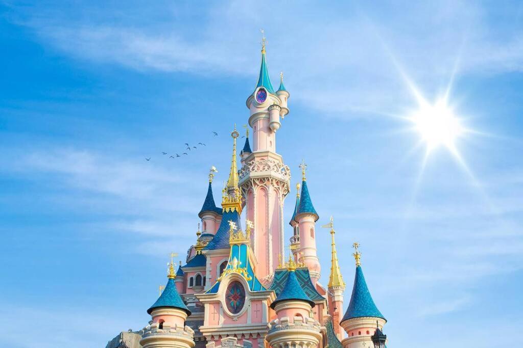Les Paves De Prague - Appartement Pour 4 A 10 Minutes De Disneyland Paris Montévrain Esterno foto