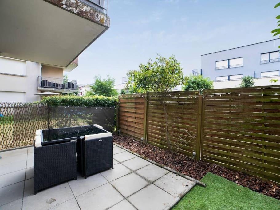 Les Paves De Prague - Appartement Pour 4 A 10 Minutes De Disneyland Paris Montévrain Esterno foto